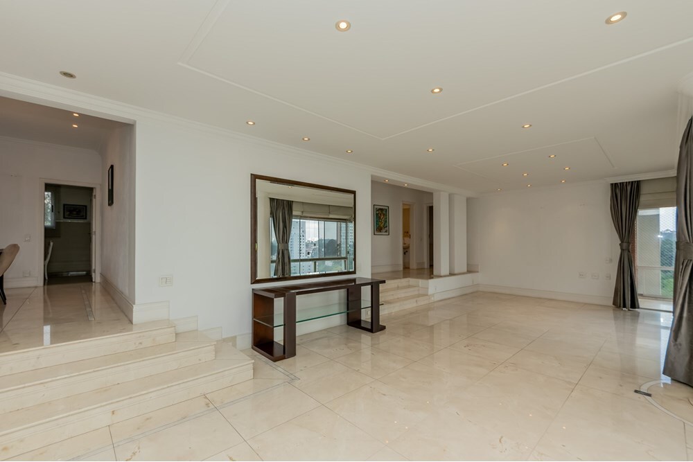 Residencial Multifamiliar de 4 quartos, 273m² no bairro Vila Andrade, em São Paulo | Eu Corretor