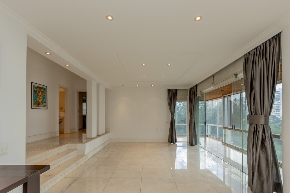 Residencial Multifamiliar de 4 quartos, 273m² no bairro Vila Andrade, em São Paulo | Eu Corretor