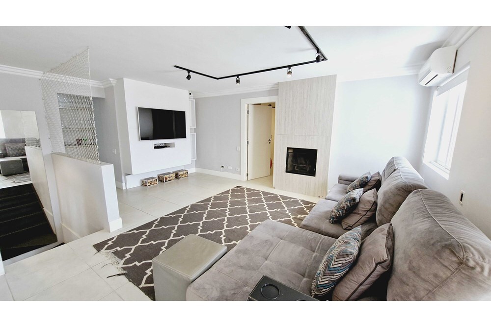 VACSC 321 Apto 601361044-31 - REMAX Trio Exclusividades