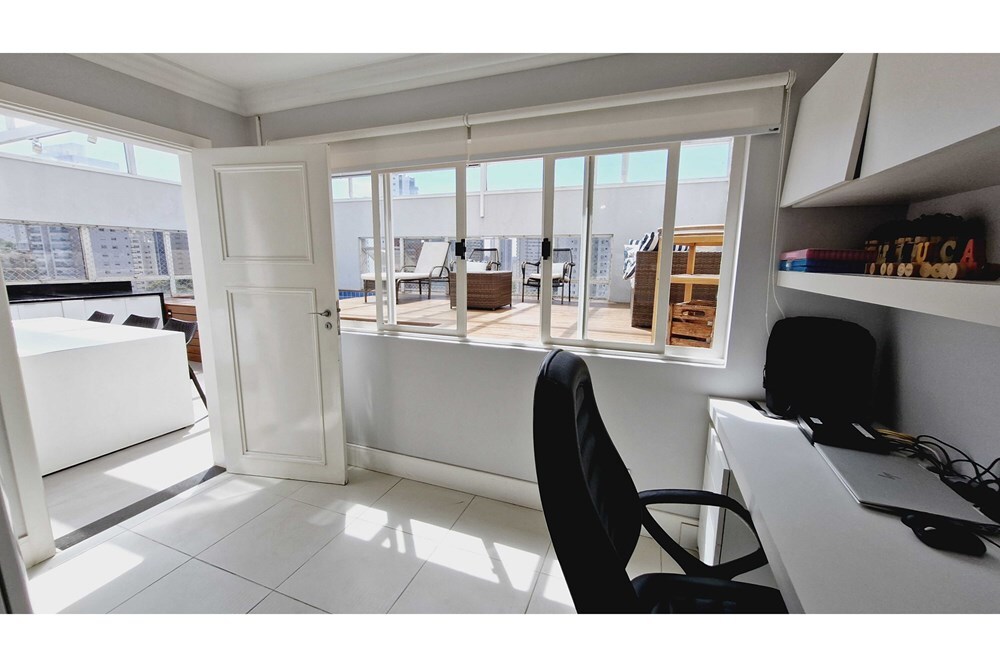 VACSC 321 Apto 601361044-31 - REMAX Trio Exclusividades