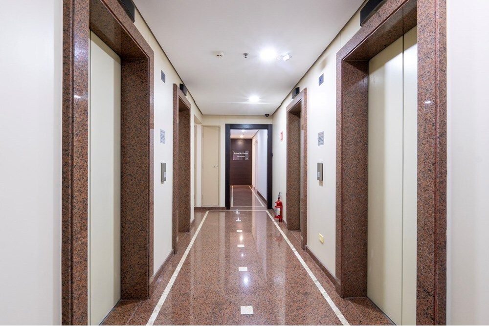 BFPP 145 Sala 601241003-139 - REMAX Ville Exclusividades