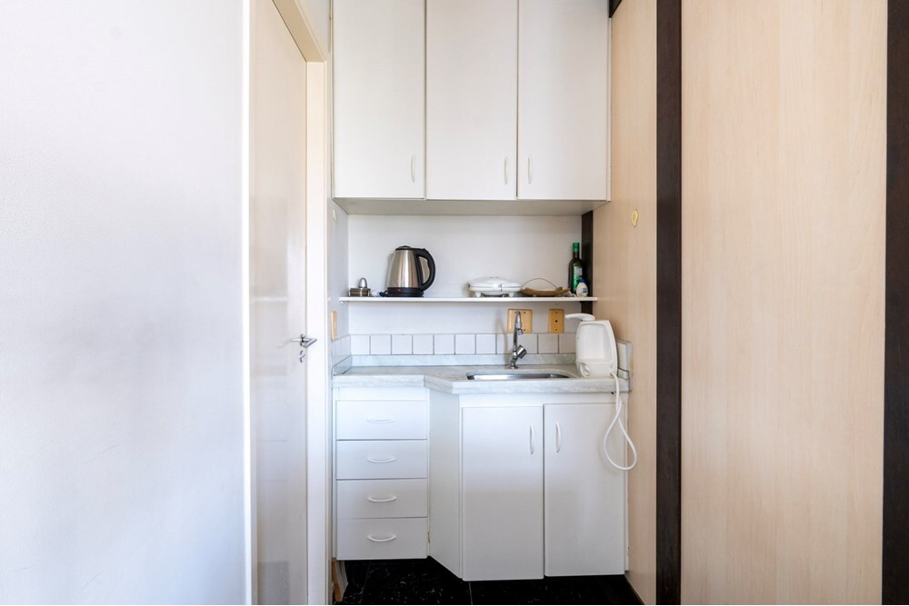 BFPP 145 Sala 601241003-139 - REMAX Ville Exclusividades