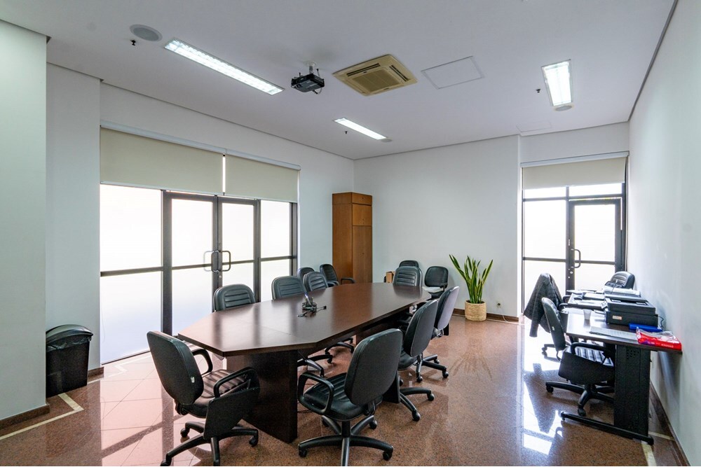 BFPP 145 Sala 601241003-139 - REMAX Ville Exclusividades