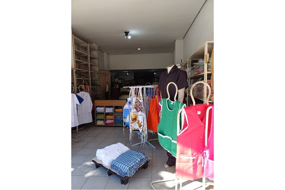 SAJD 277 Loja 601401041-7 - REMAX Paradisus Exclusividades SAJD 277 Loja 601401041-7 - REMAX Paradisus Exclusividades