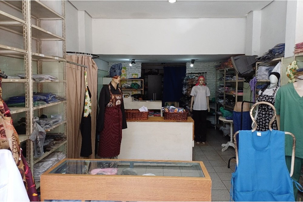 SAJD 277 Loja 601401041-7 - REMAX Paradisus Exclusividades SAJD 277 Loja 601401041-7 - REMAX Paradisus Exclusividades