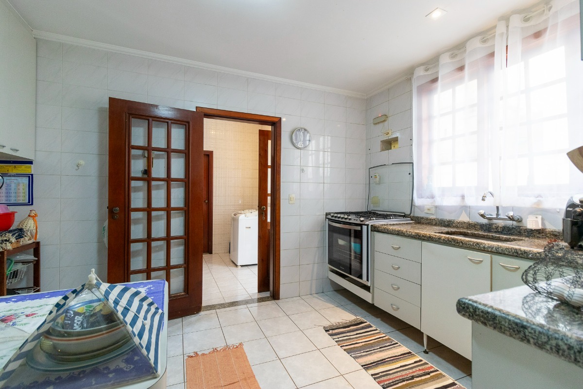 Residencial Multifamiliar de 4 quartos, 268m² no bairro Morada das Flores (Aldeia da Serra), em Santana de Parnaíba | Eu Corretor