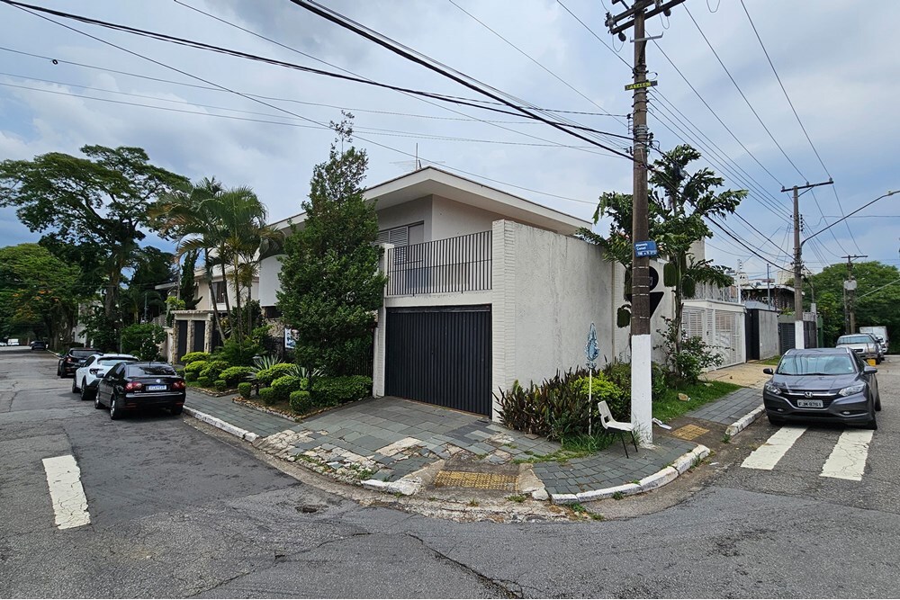 MI 313 Casa 601971014-175 - REMAX Empire Exclusividades MI 313 Casa 601971014-175 - REMAX Empire Exclusividades