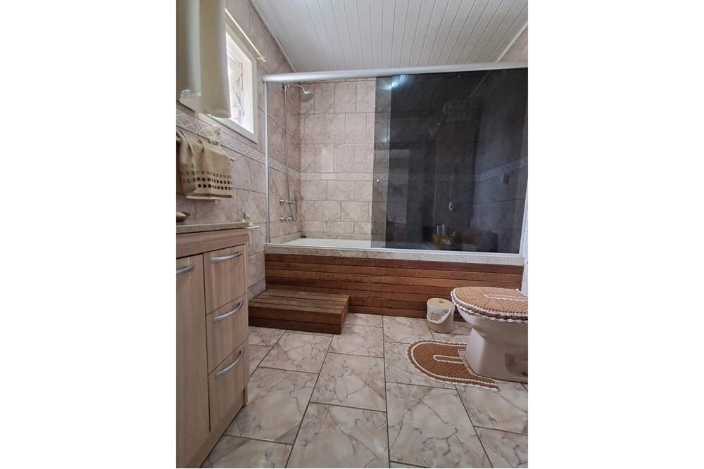 JAI 52 Casa 612531034-100 - Remax MC3 Exclusividades