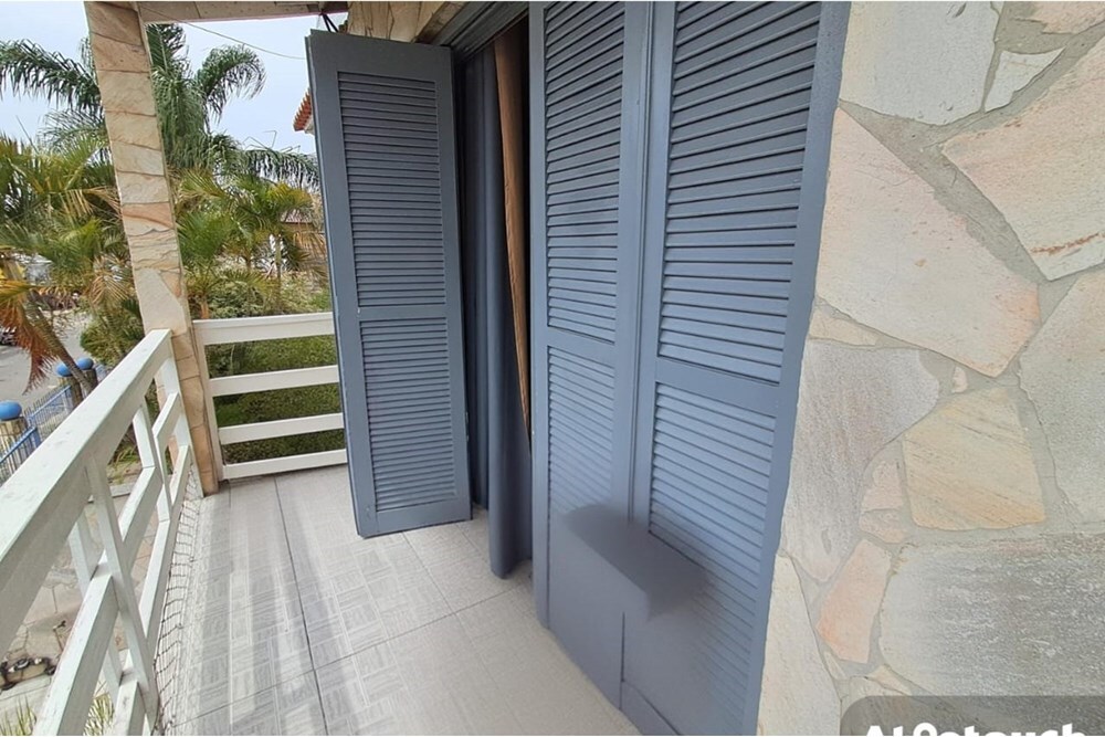 JAI 52 Casa 612531034-100 - Remax MC3 Exclusividades