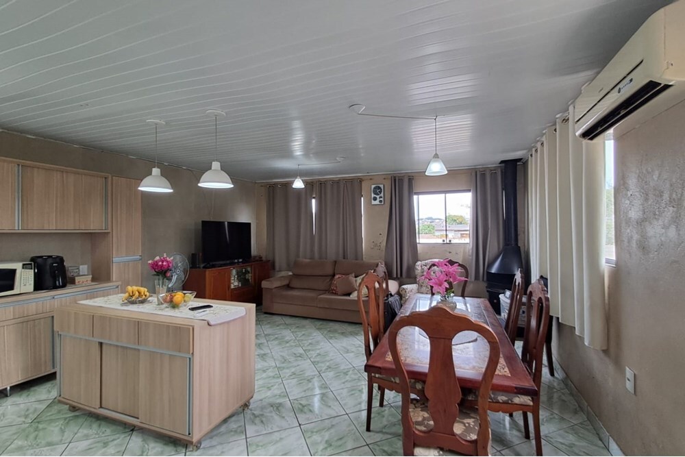 JAI 52 Casa 612531034-100 - Remax MC3 Exclusividades