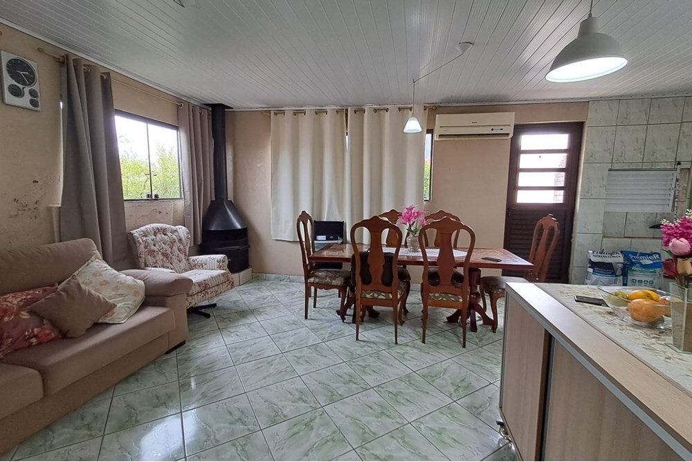 JAI 52 Casa 612531034-100 - Remax MC3 Exclusividades