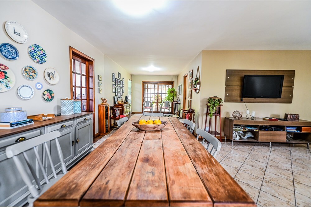 Residencial Multifamiliar de 4 quartos, 231m² no bairro Santa Tereza, em Porto Alegre | Eu Corretor