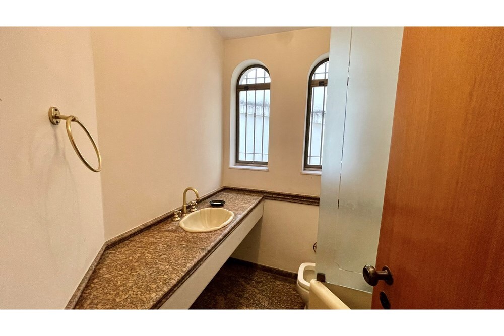 Residencial Multifamiliar de 5 quartos, 810m² no bairro Vila Madalena, em São Paulo | Eu Corretor
