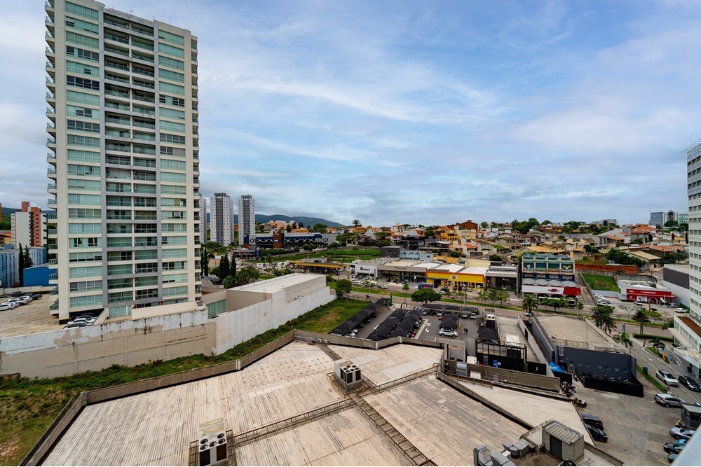 JM9DJ 3405 Sala 690591010-37 - REMAX Máxima Exclusividades