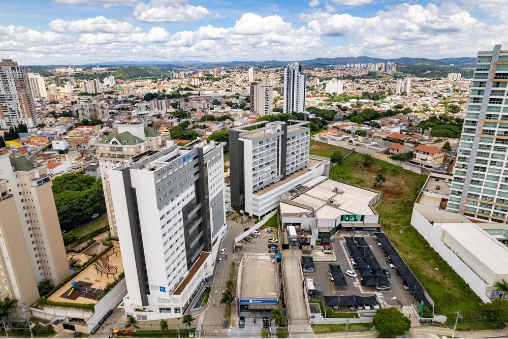 JM9DJ 3405 Sala 690591010-37 - REMAX Máxima Exclusividades