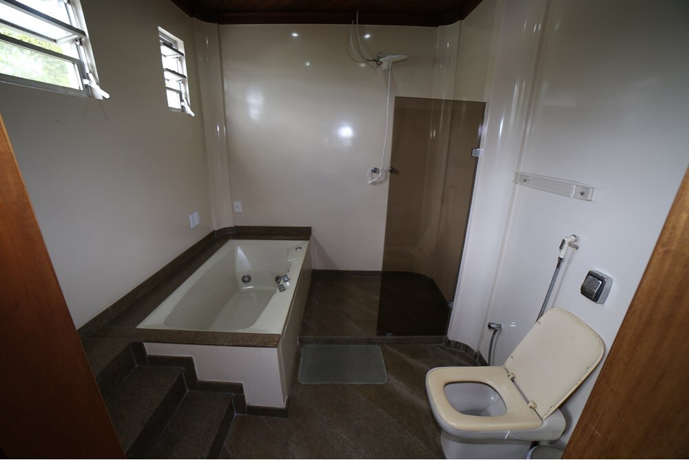 CDVVI 34 620161001-55 - Remax Lançamentos Exclusividades