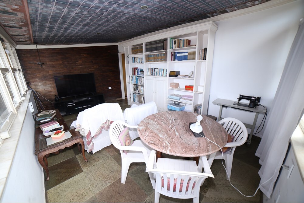 CDVVI 34 620161001-55 - Remax Lançamentos Exclusividades