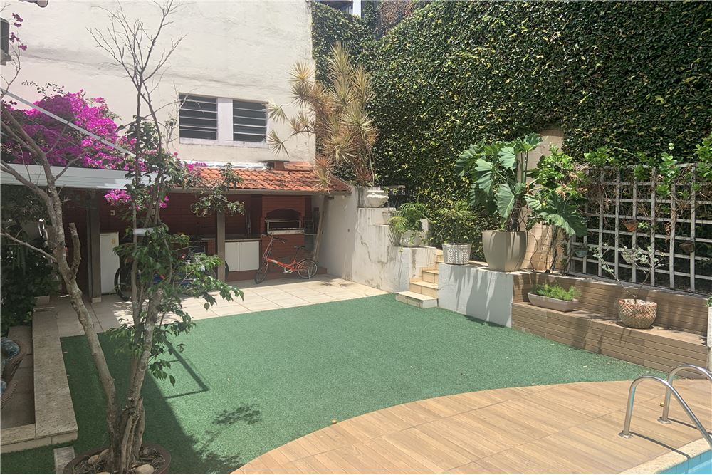 FFS 62 620161001-46 - Remax Lançamentos Exclusividades