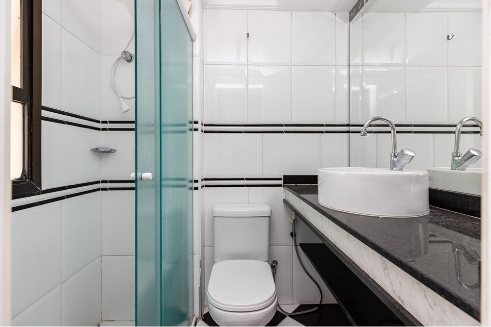 MJ 887 Apto 601241044-23 - REMAX Ville Exclusividades