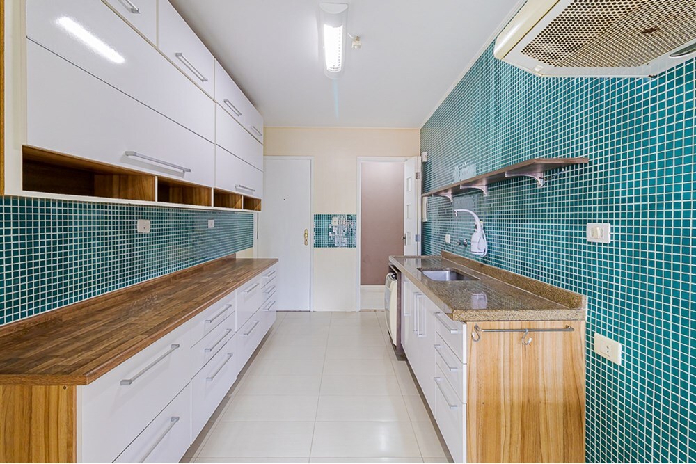 CMDP 51 Apto 601081024-23 - REMAX Lepex Exclusividades