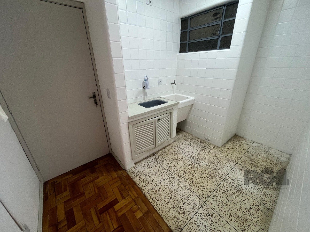 Residencial Multifamiliar de 1 quarto, 40m² no bairro Centro Histórico, em Porto Alegre | Eu Corretor