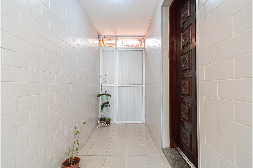 JPMM 142 Casa 601131002-53 - REMAX Ares Exclusividades