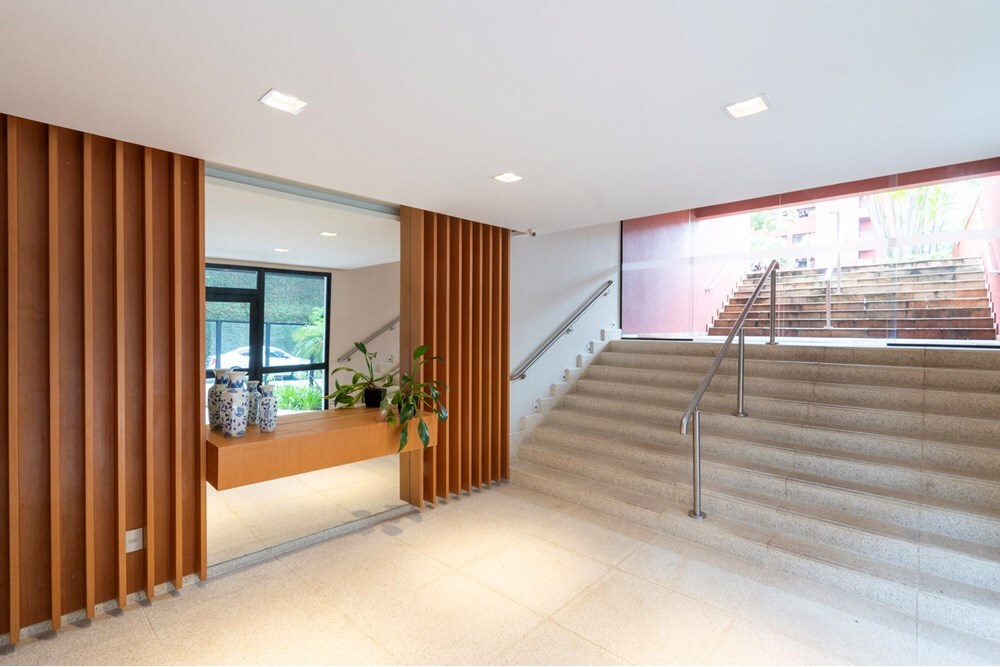 JLMTA 332 Apto 601131051-21 - REMAX Ares Exclusividades