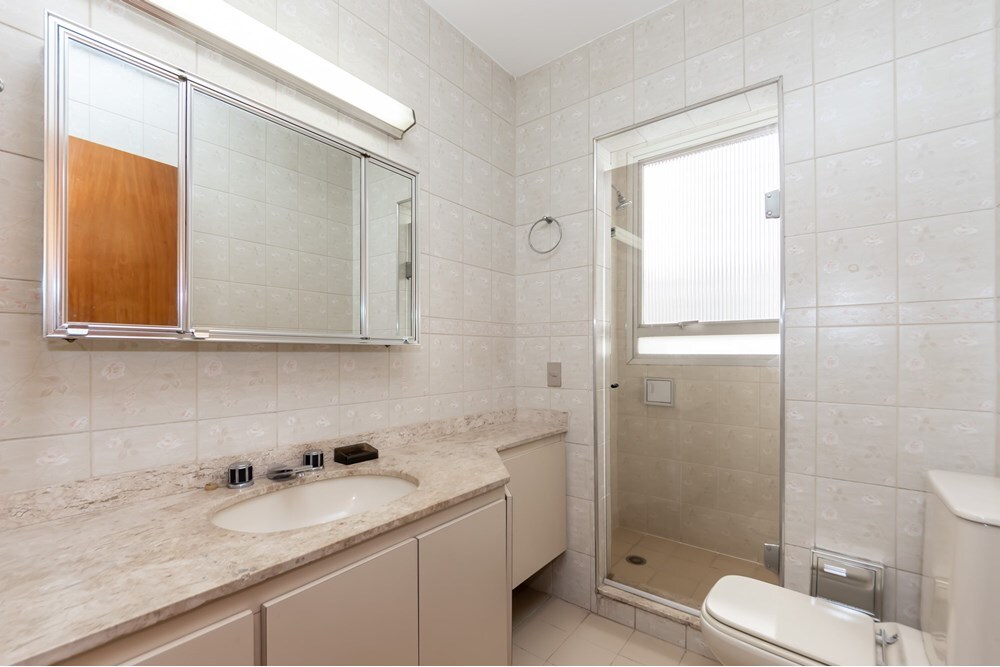 VUJ 165 Apto 601721032-78 - REMAX Front Exclusividades