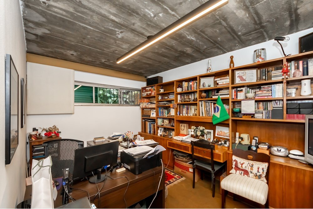 CJR 379 630331071-7 - REMAX Comunità Exclusividades