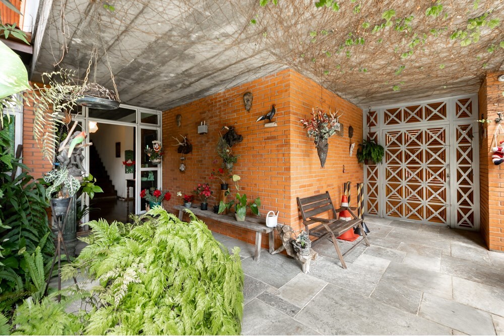 CJR 379 630331071-7 - REMAX Comunità Exclusividades