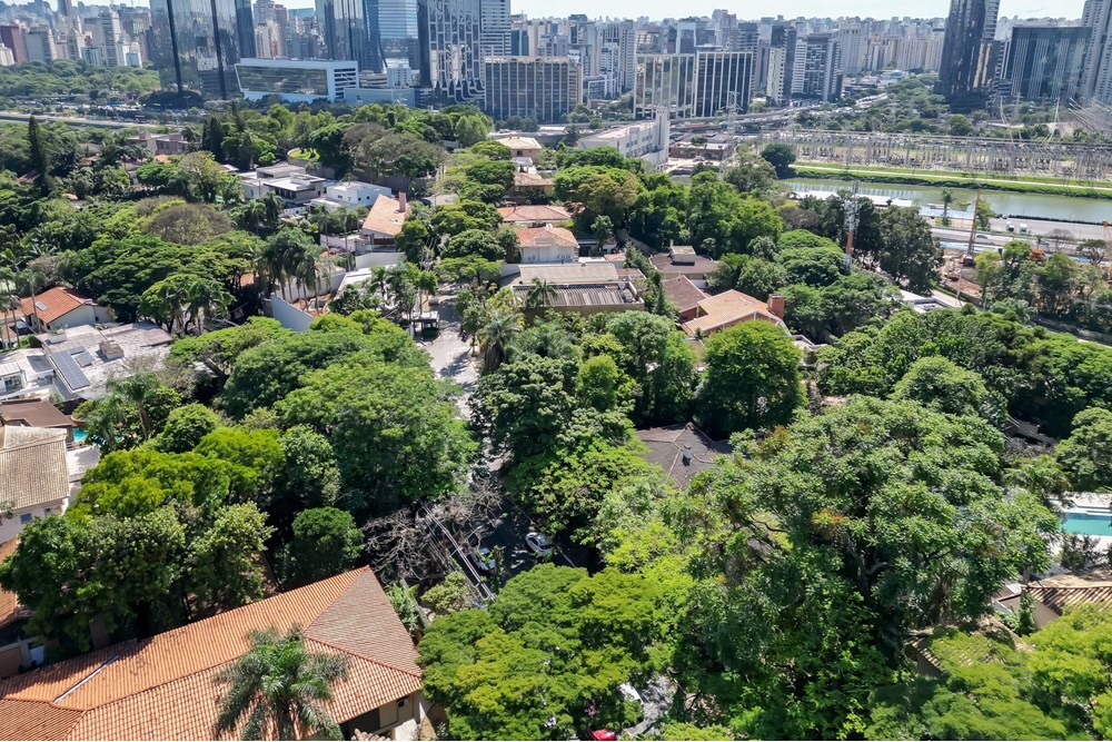 CJR 379 630331071-7 - REMAX Comunità Exclusividades