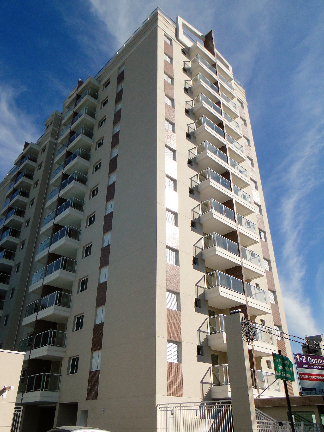 Unique Mbigucci - Mbigucci