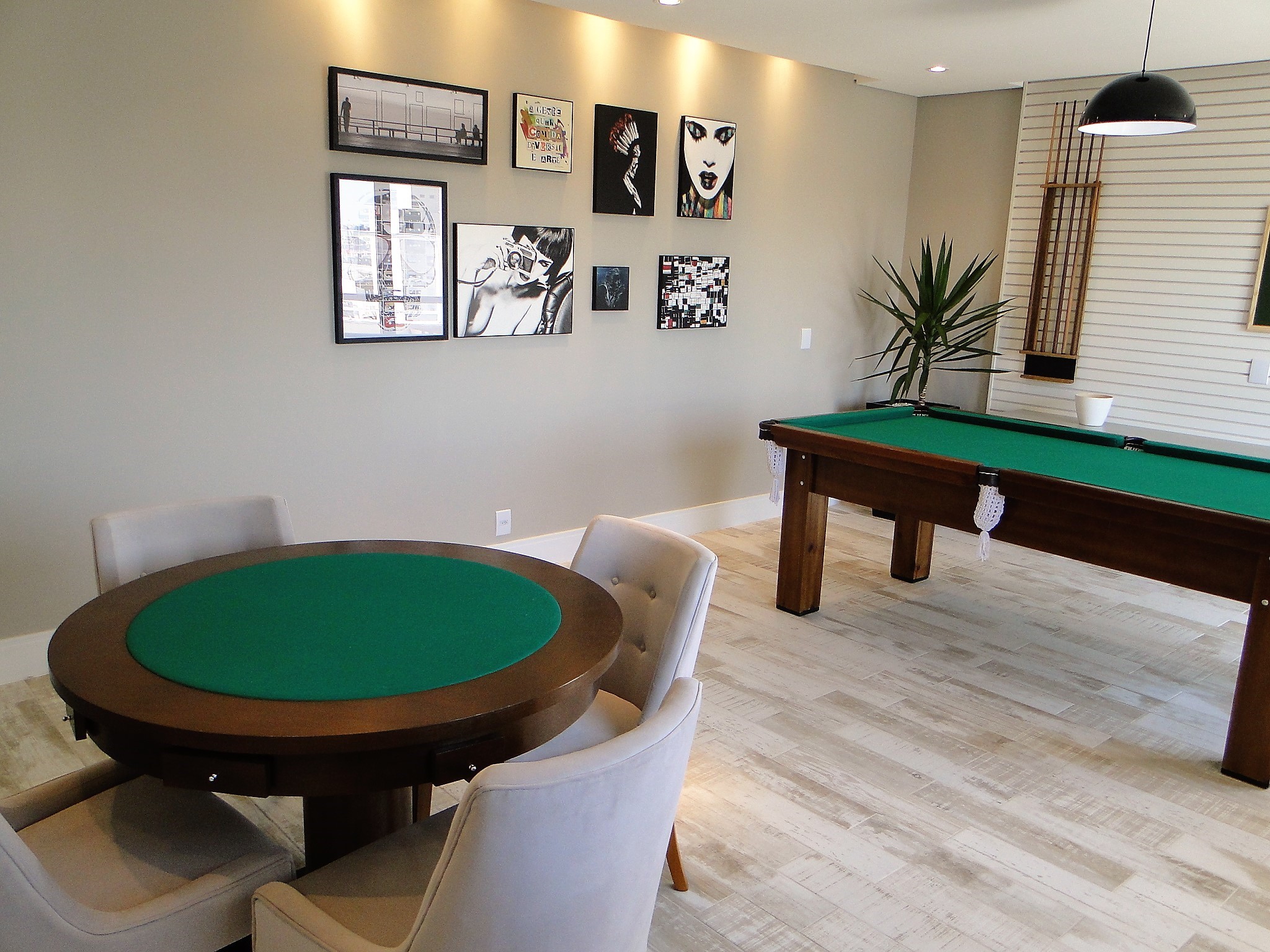 Unique Mbigucci - Mbigucci