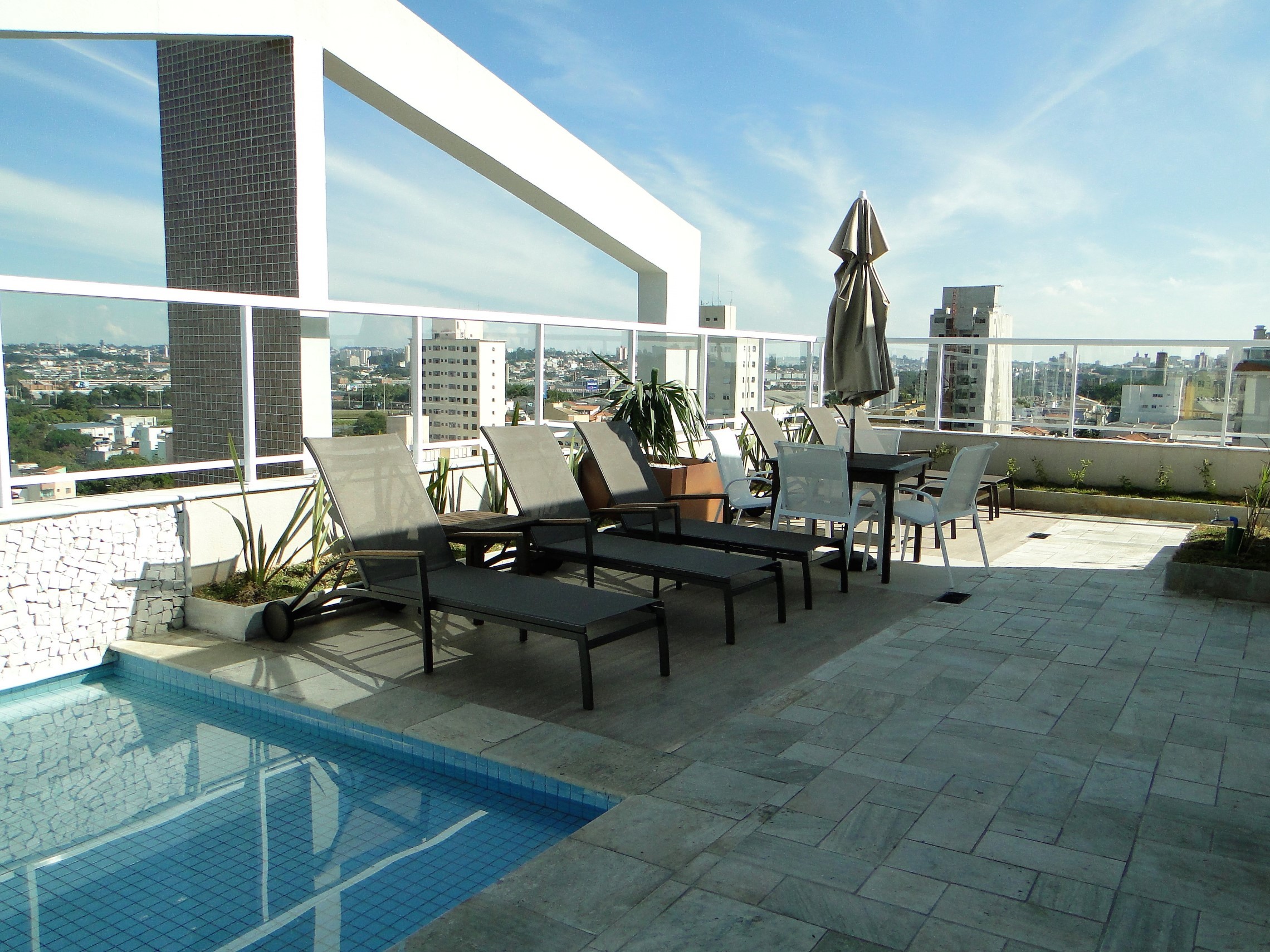 Unique Mbigucci - Mbigucci