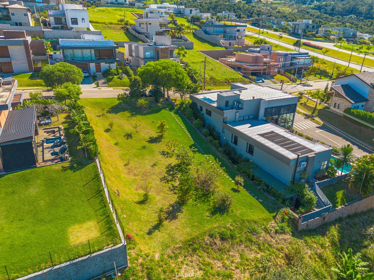 Residencial Multifamiliar de 800m² no bairro Monte Alegre, em Vinhedo | Eu Corretor