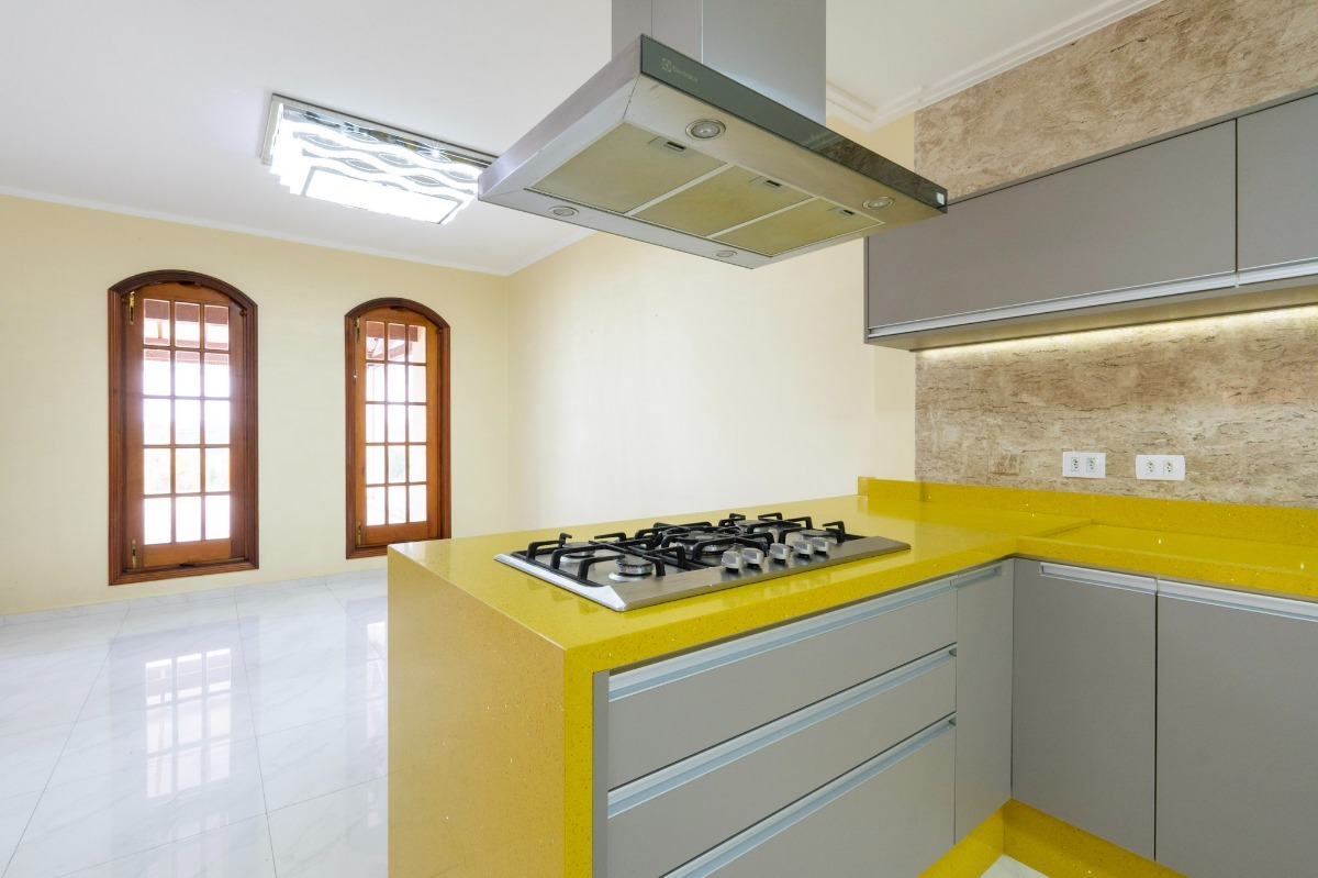 Residencial Multifamiliar de 4 quartos, 490m² no bairro Parque Dom Henrique, em Cotia | Eu Corretor