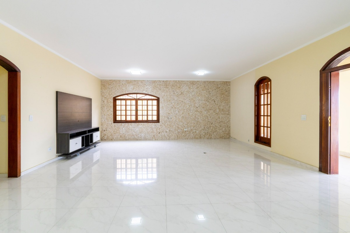 Residencial Multifamiliar de 4 quartos, 490m² no bairro Parque Dom Henrique, em Cotia | Eu Corretor