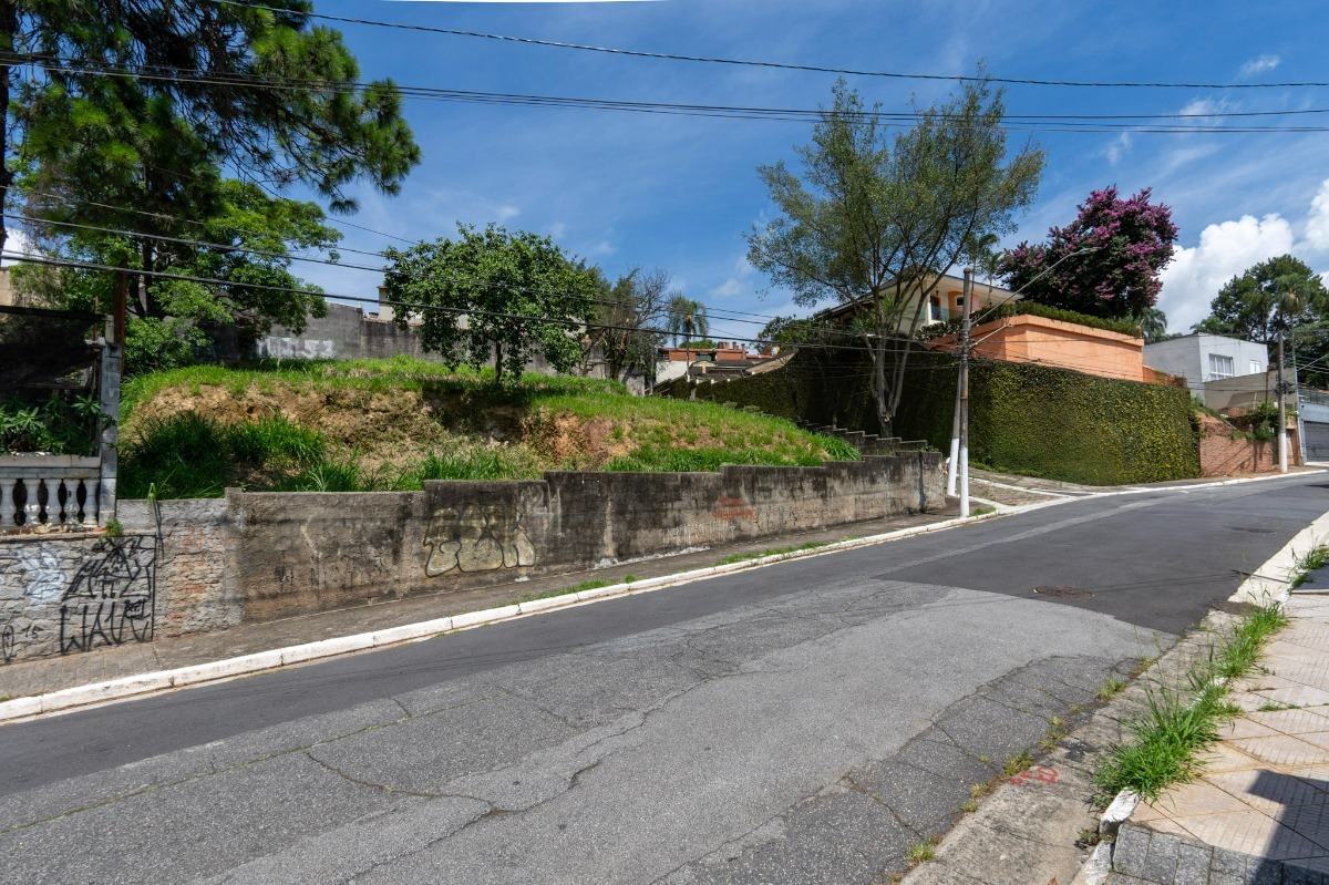 Residencial Multifamiliar de 938m² no bairro Vila Albertina, em São Paulo | Eu Corretor