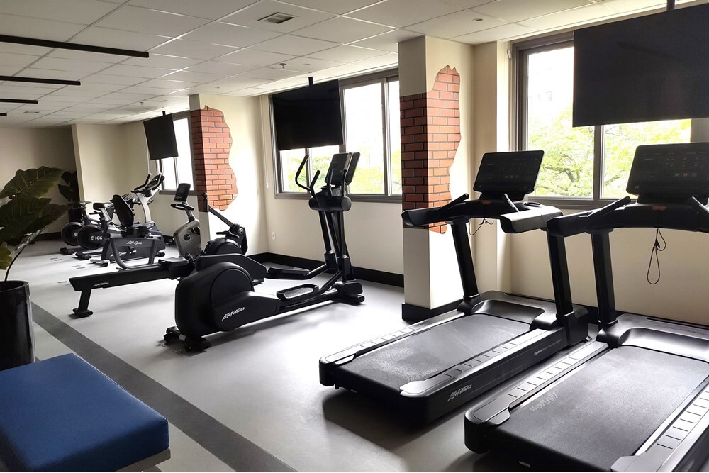 PAF 654 Apto 601241001-50 - REMAX Ville Exclusividades