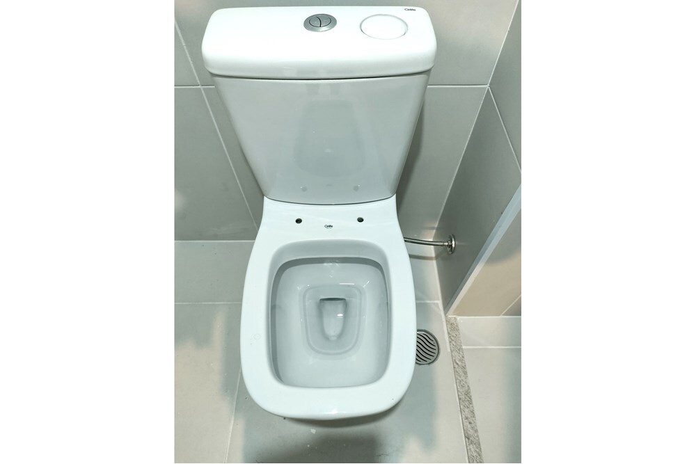 PAF 654 Apto 601241001-50 - REMAX Ville Exclusividades