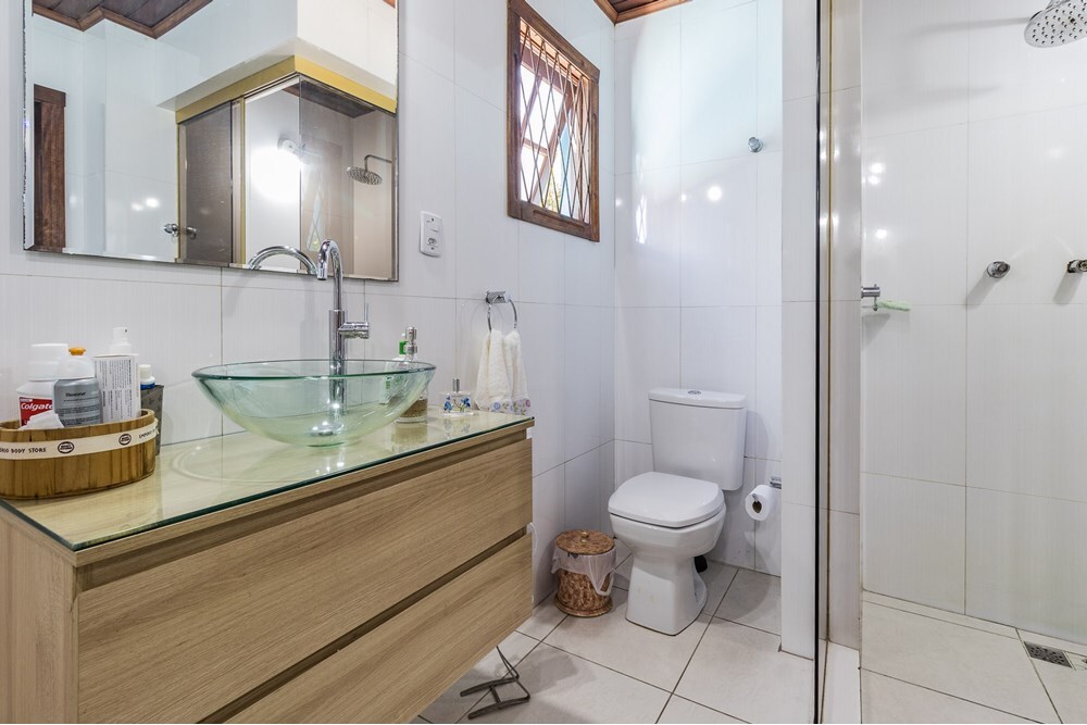 Residencial Multifamiliar de 4 quartos, 216m² no bairro Partenon, em Porto Alegre | Eu Corretor