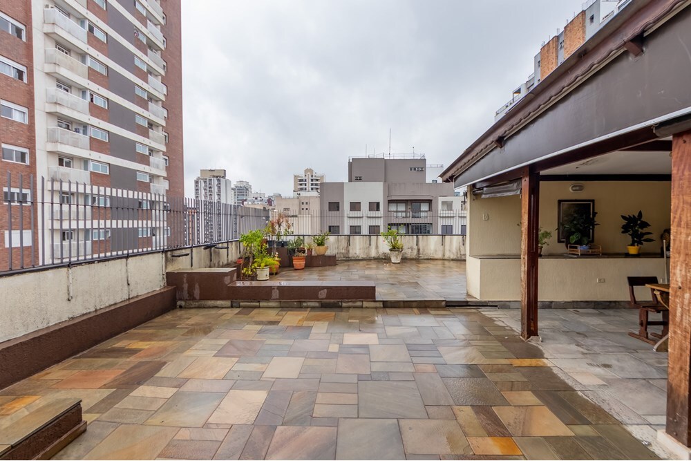 MJ 647 Apto 602221006-10 - REMAX Galeria Exclusividades