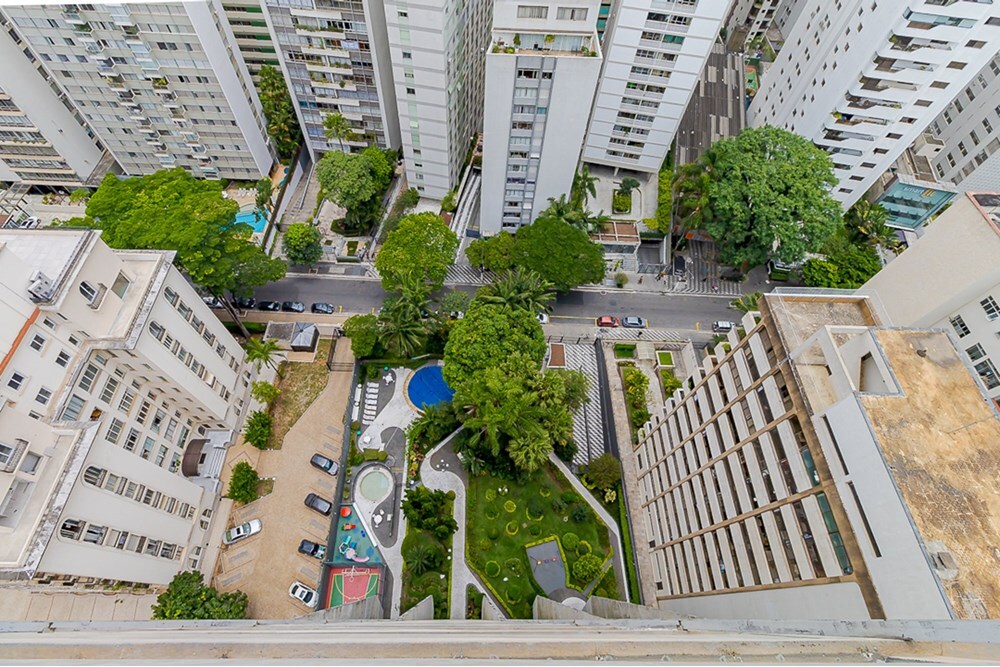 HDAL 915 Apto 601081007-81 - REMAX Lepex Exclusividades