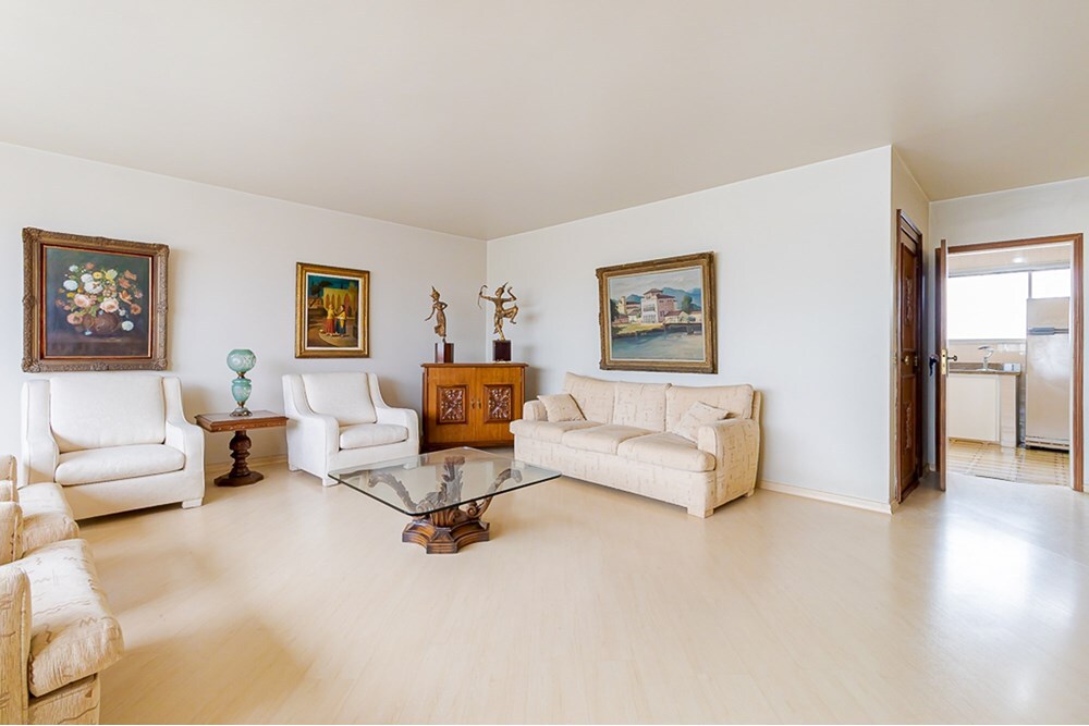 HDAL 915 Apto 601081007-81 - REMAX Lepex Exclusividades