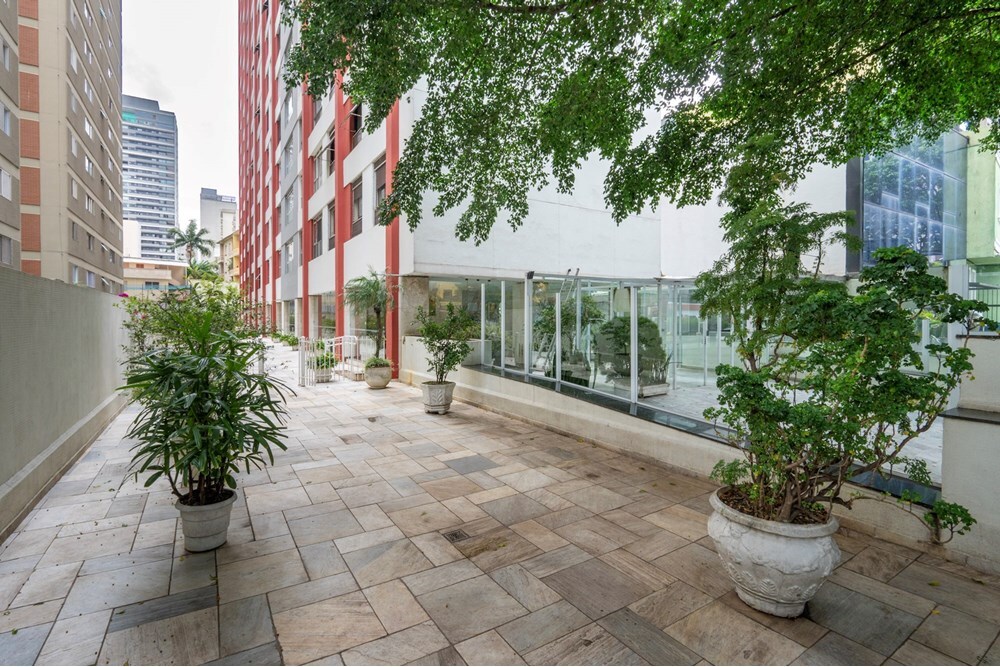 PR 1480 Apto 601241006-40 - REMAX Ville Exclusividades