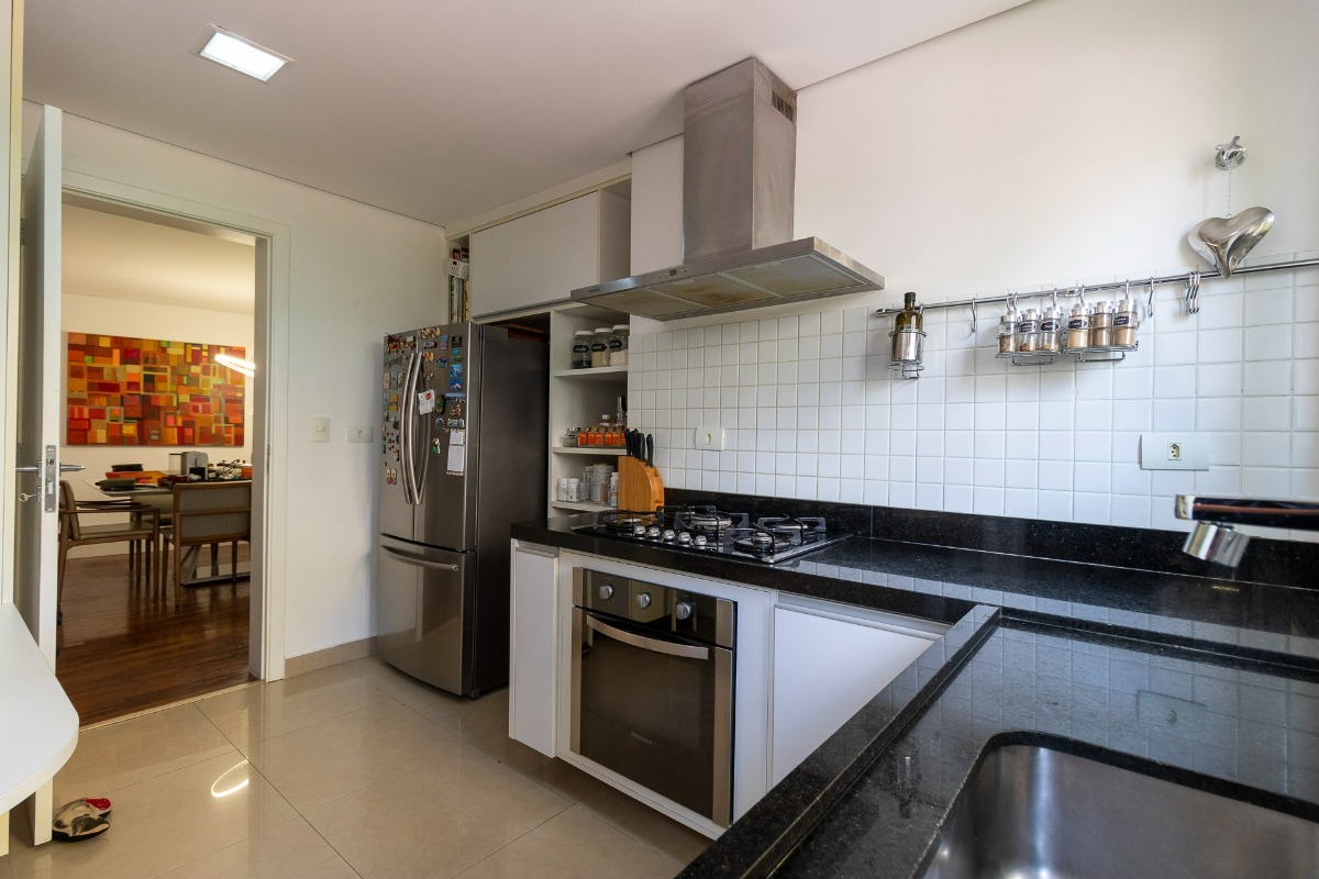 Residencial Multifamiliar de 3 quartos, 195m² no bairro Alto da Boa Vista, em São Paulo | Eu Corretor