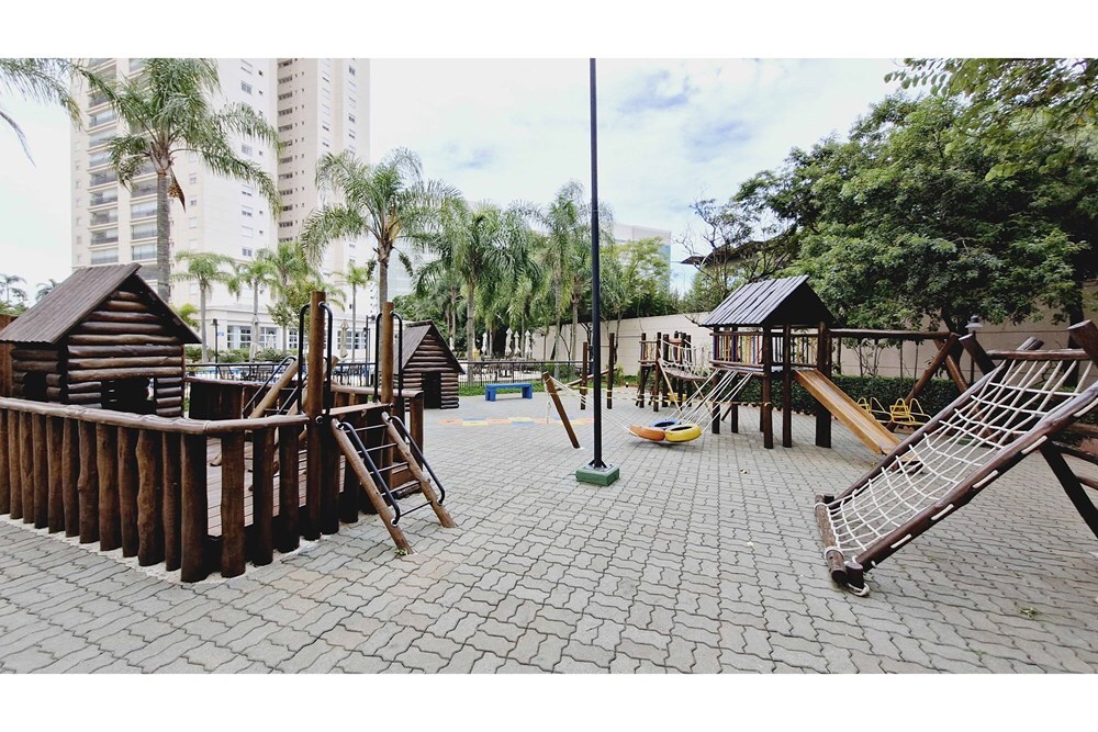 JCGMFL 600 Apto 601131003-72 - REMAX Ares Exclusividades