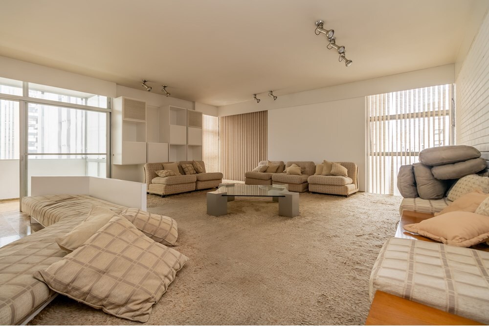 HBDI 821 Apto 601081048-22 - REMAX Lepex Exclusividades