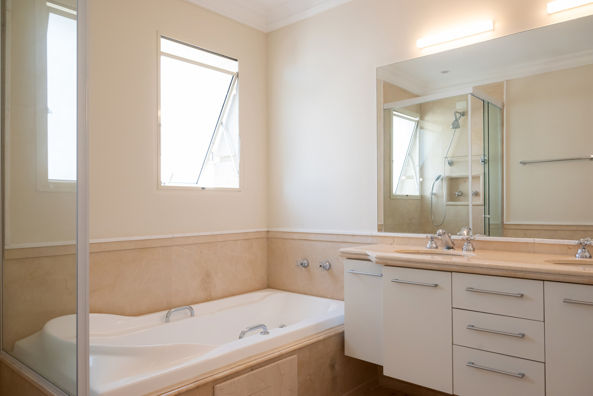 Residencial Multifamiliar de 3 quartos, 278m² no bairro Jardim Paulistano, em São Paulo | Eu Corretor