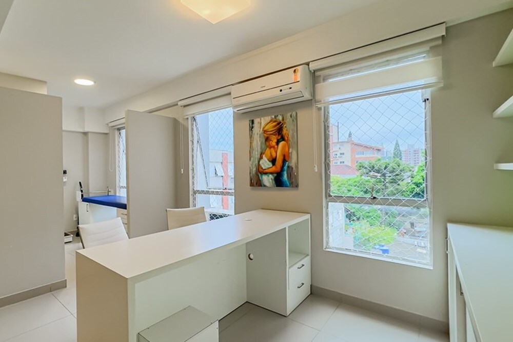 Comercial de 34m² no bairro Petrópolis, em Porto Alegre | Eu Corretor